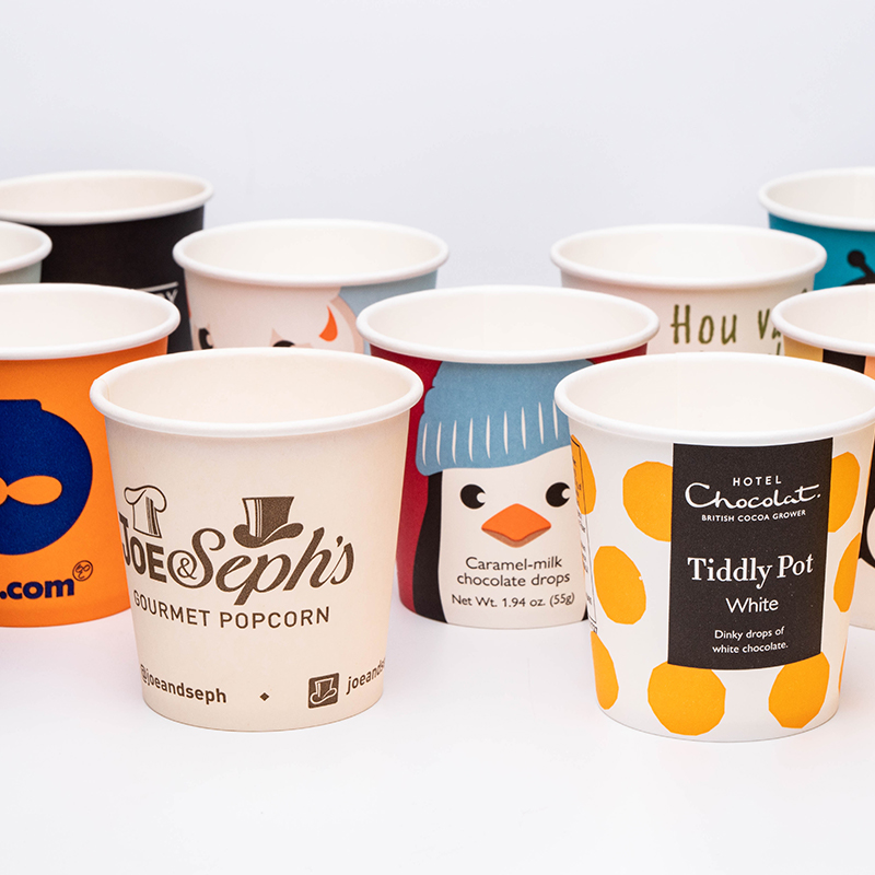 Solong tasa ng papel sa dingding