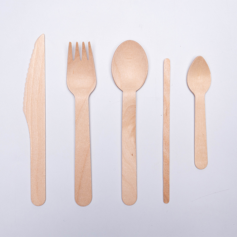 Wooden tableware